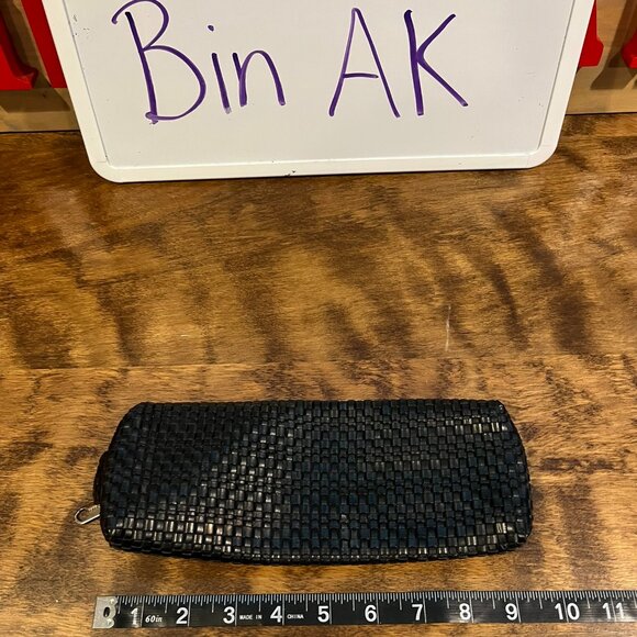 5/$20 Clipper club zipper pouch - Picture 1 of 5